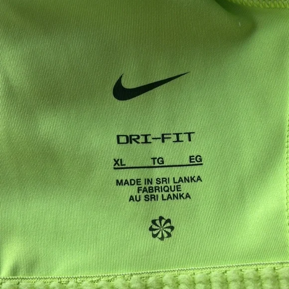 NWOT nike swoosh bra - Picture 3 of 3